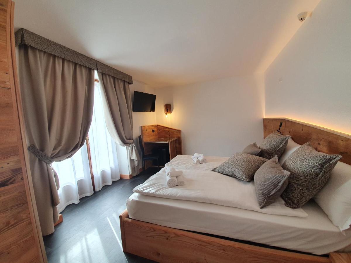 Hotel Pezzotti Pellizzano Eksteriør bilde