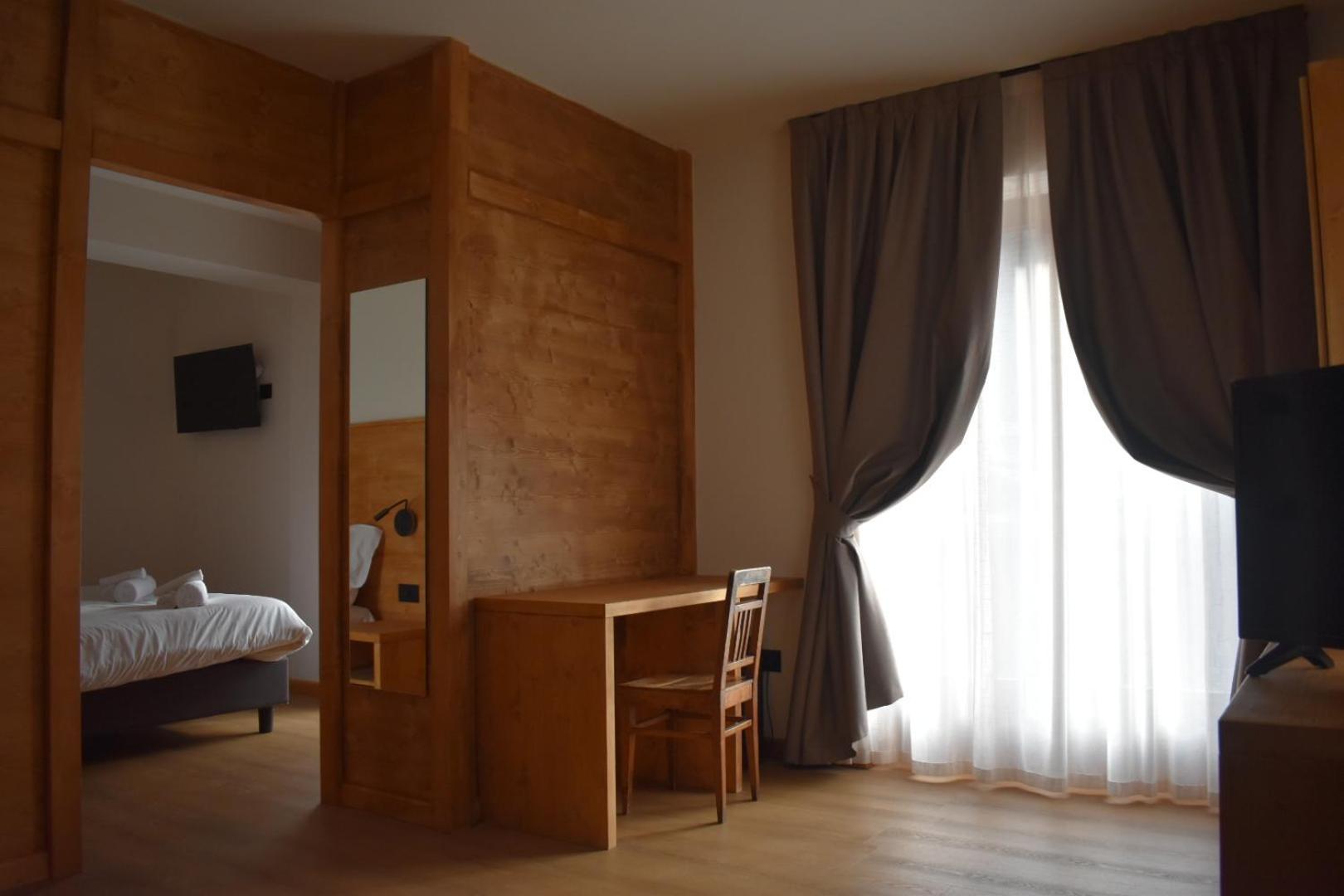 Hotel Pezzotti Pellizzano Eksteriør bilde