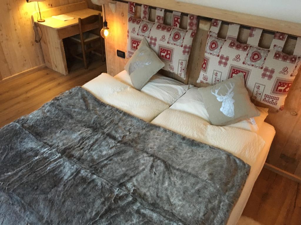 Hotel Pezzotti Pellizzano Eksteriør bilde