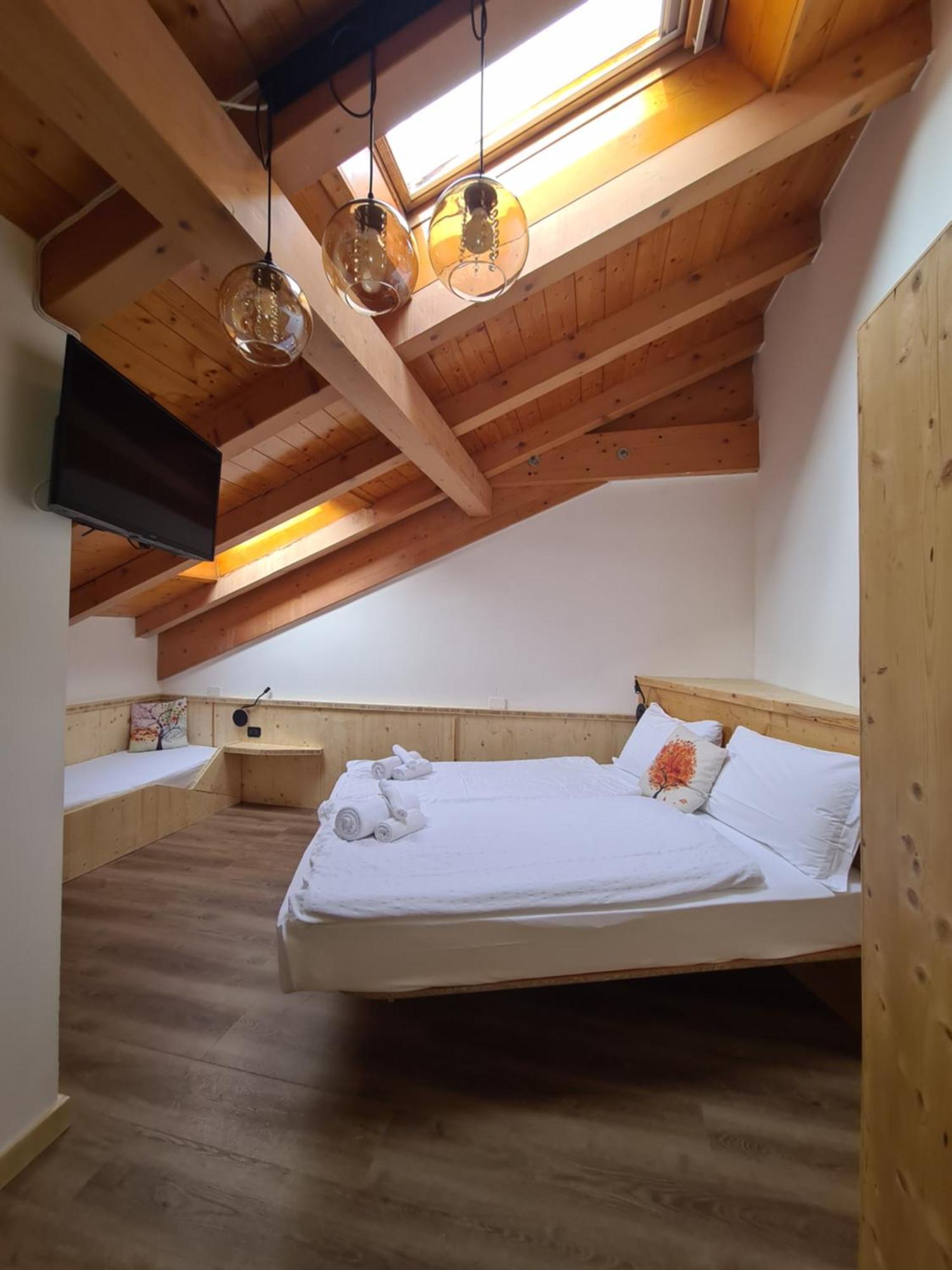 Hotel Pezzotti Pellizzano Eksteriør bilde