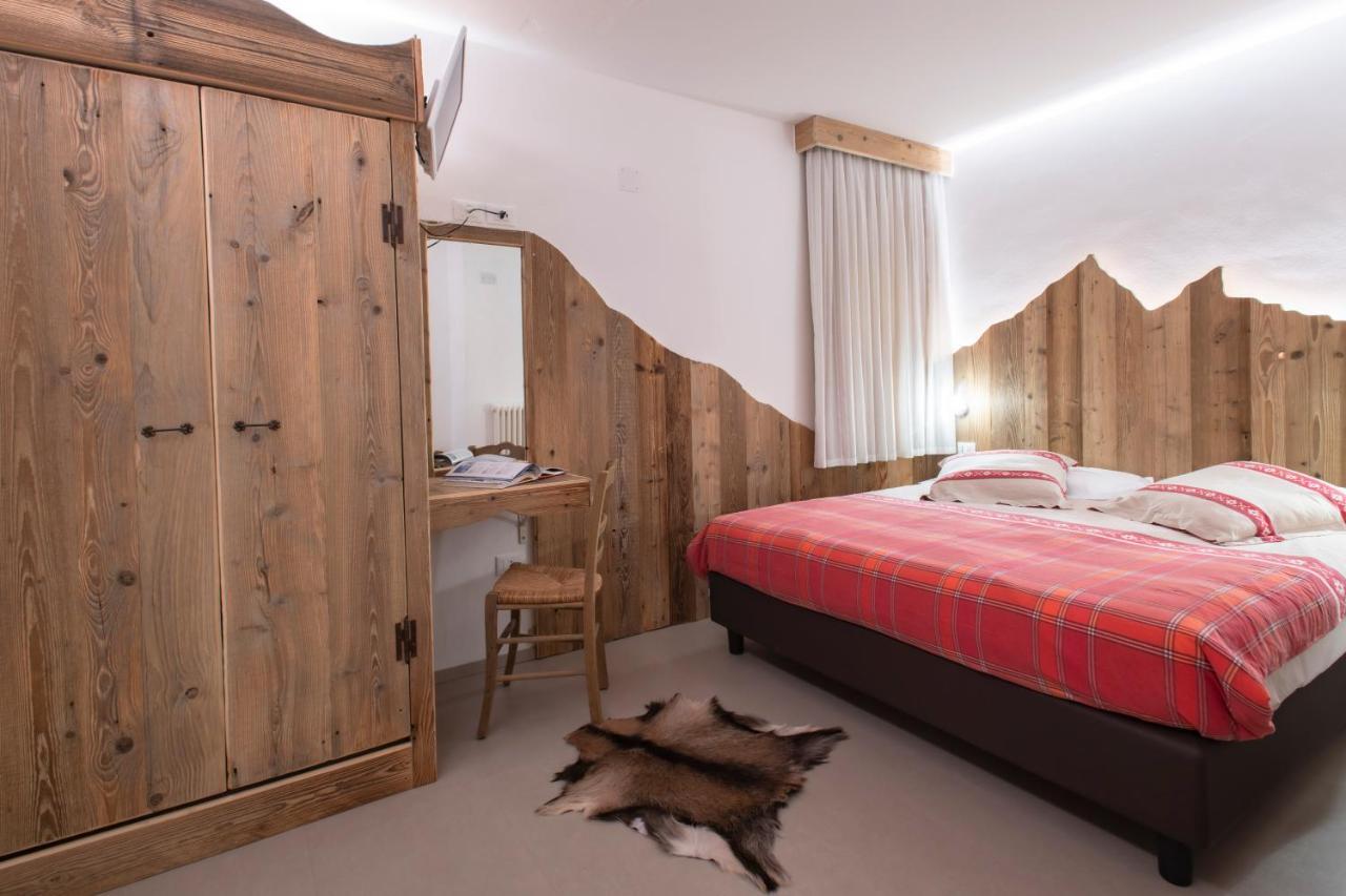 Hotel Pezzotti Pellizzano Eksteriør bilde